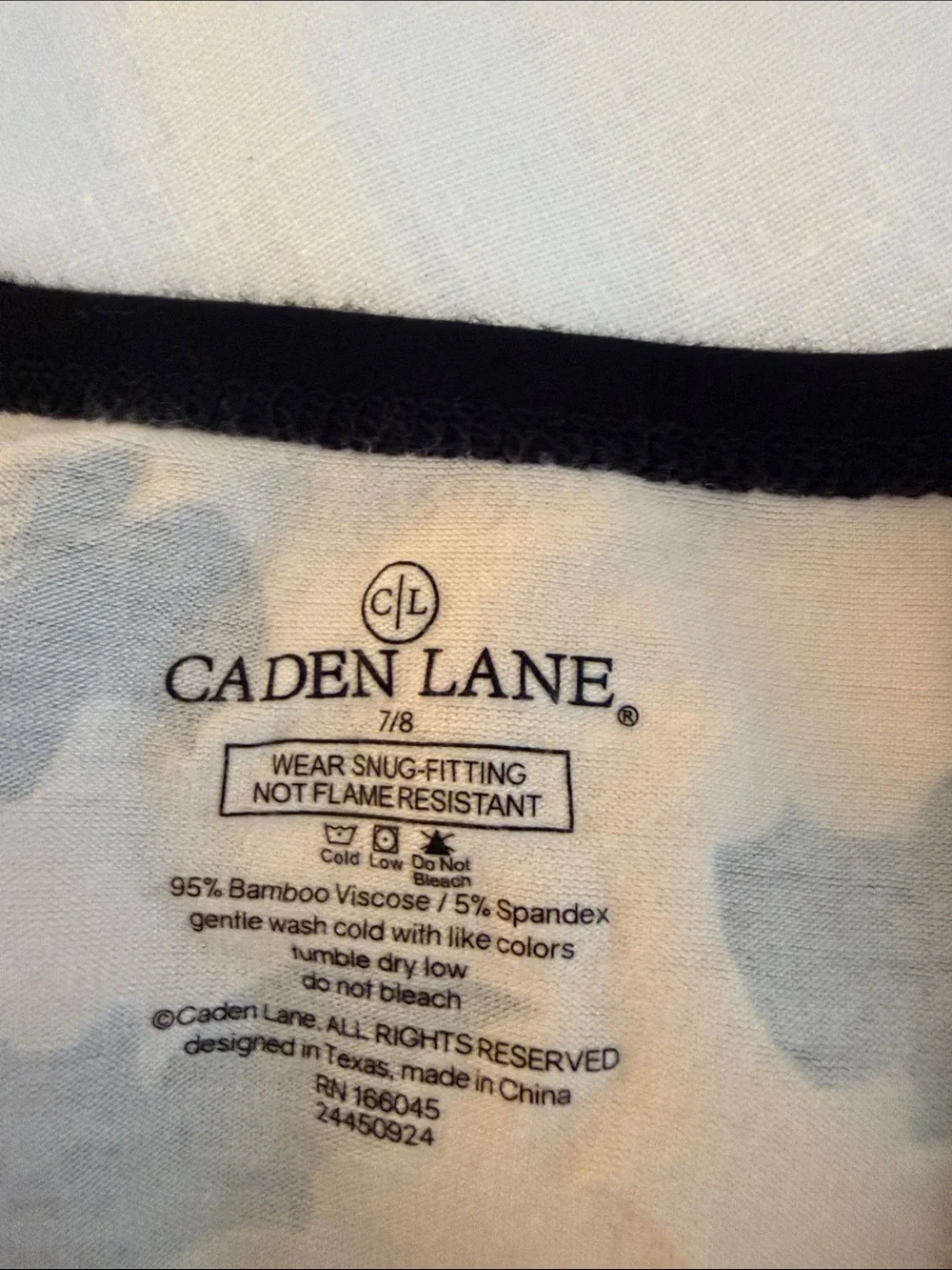 Caden Lane Beige & Black Bat-Print Kids Pajama Set sz 7/8